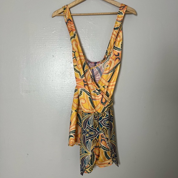 Anhro NWT Orange Romper very fun and colorful . Out for a walk or latte perfect - Picture 4 of 6